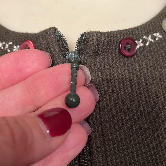 EUC Christopher & Banks olive green for zip cardigan - Picture 3 of 14